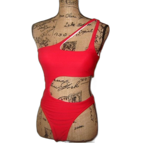 Supplied Shop Medium Red One Shoulder Cutout Swimsuit - Picture 5 of 11